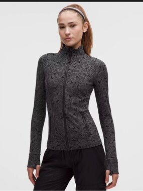 🍋🍋 lululemon athletica Gray Floral Zip-Up Jacket